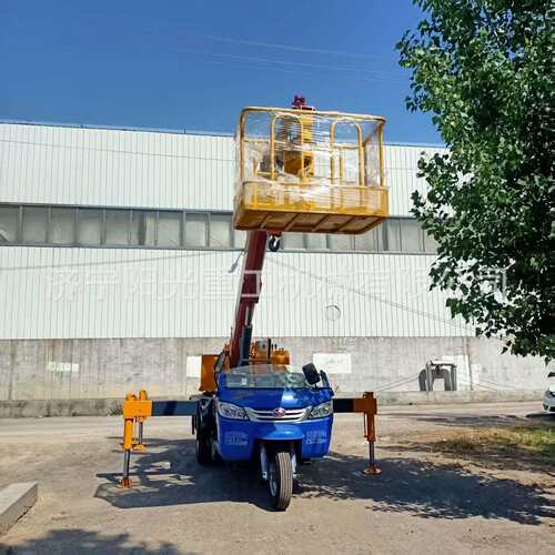 农村盖房用三轮吊车 建筑工程小型三马子吊机 五征三轮起重机