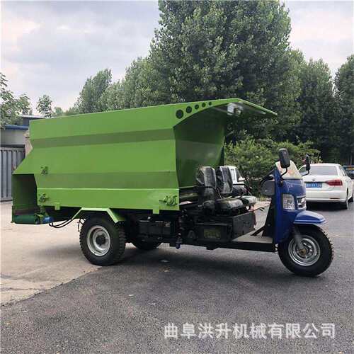 养殖场牛羊草FMA料撒底料车出料均匀动喂料车tm电r拌投料车联搅保