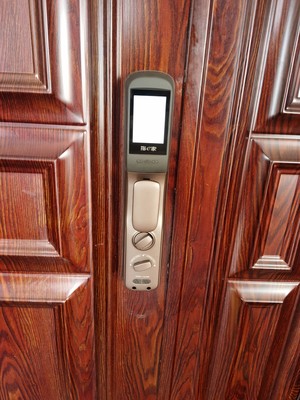 打听下指e家指纹锁怎么样，用后一周说真相