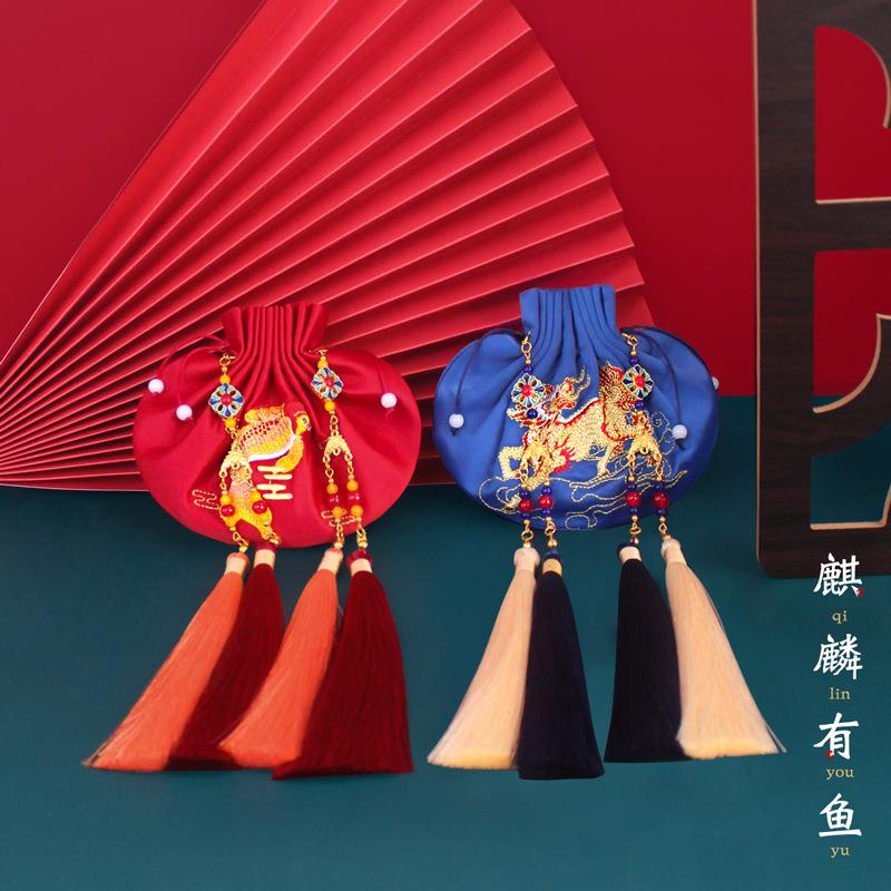 香囊空袋节庆招财香包缎面麒麟有鱼刺绣荷包
