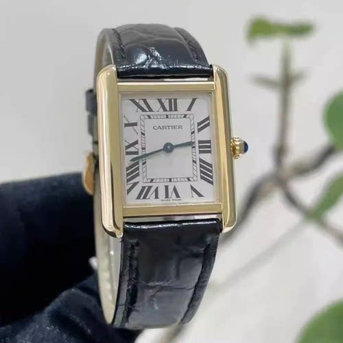 98新卡地亚坦克系列小号18K黄金31*24石英女表W5200002金表