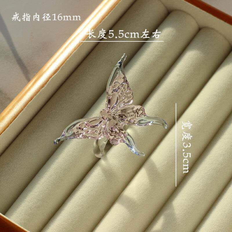 淄博手工琉璃蝴蝶戒指网红工艺礼品摆饰拍照小众设计高级感玻璃饰