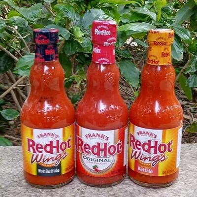 Franks red hot wings sauce buffalo美国辣椒鸡翅调味酱弗兰克斯