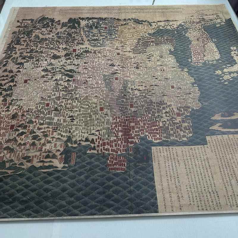 明代万历三十年绘制天下舆地图复古书画真迹微喷仿古装裱挂轴装饰