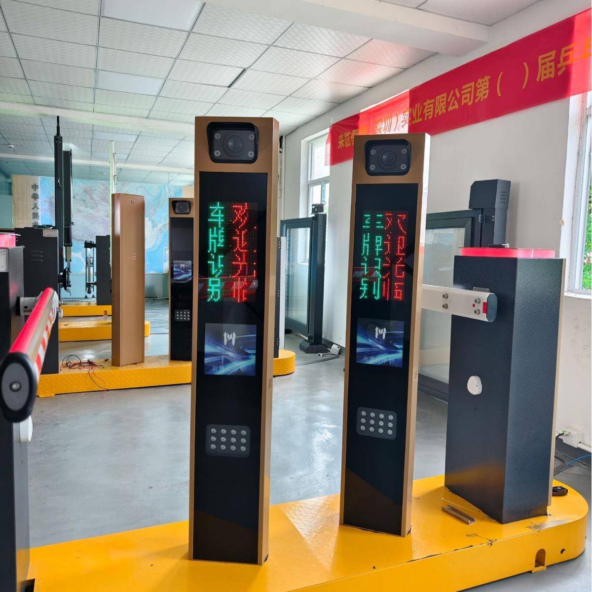 智能车辆识别系统停车场收费系统无人收费道闸配套高清500W像素头