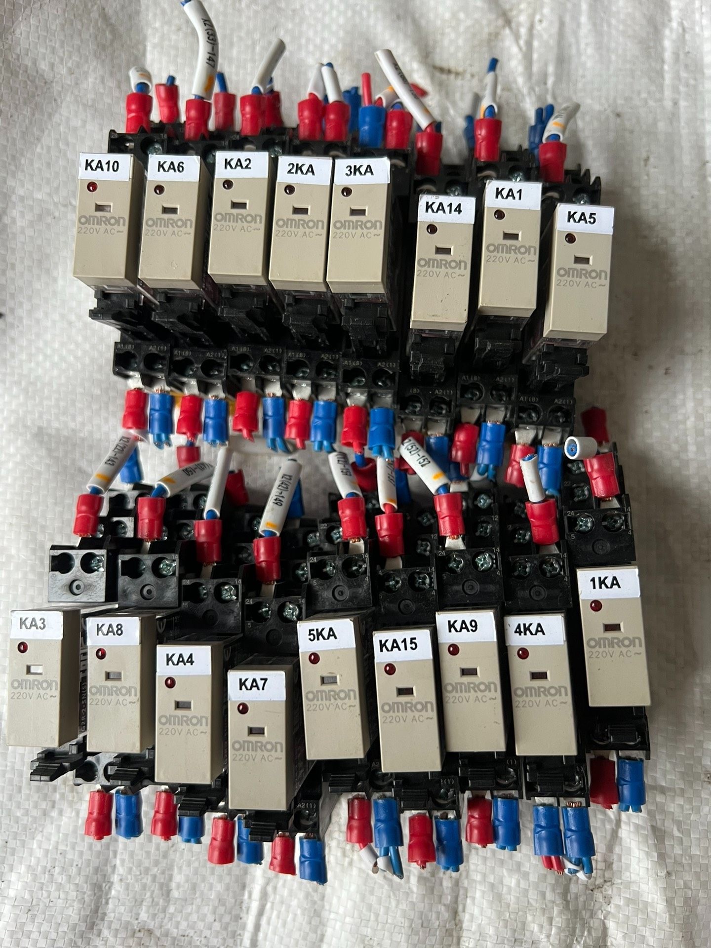 OMRON欧姆龙继电器，G2R-2-SN（S）