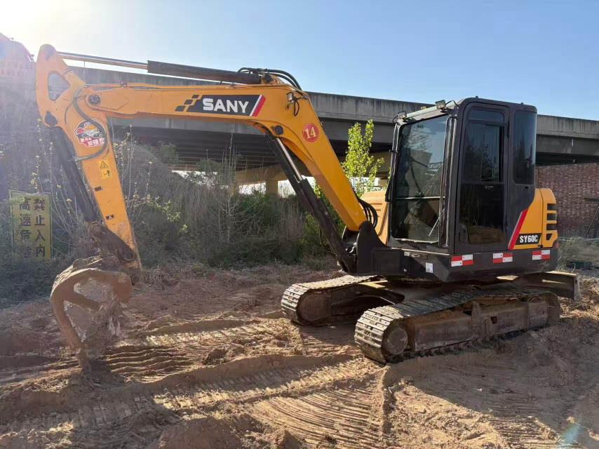 4月13日邢台三一60挖掘机网络拍卖公告