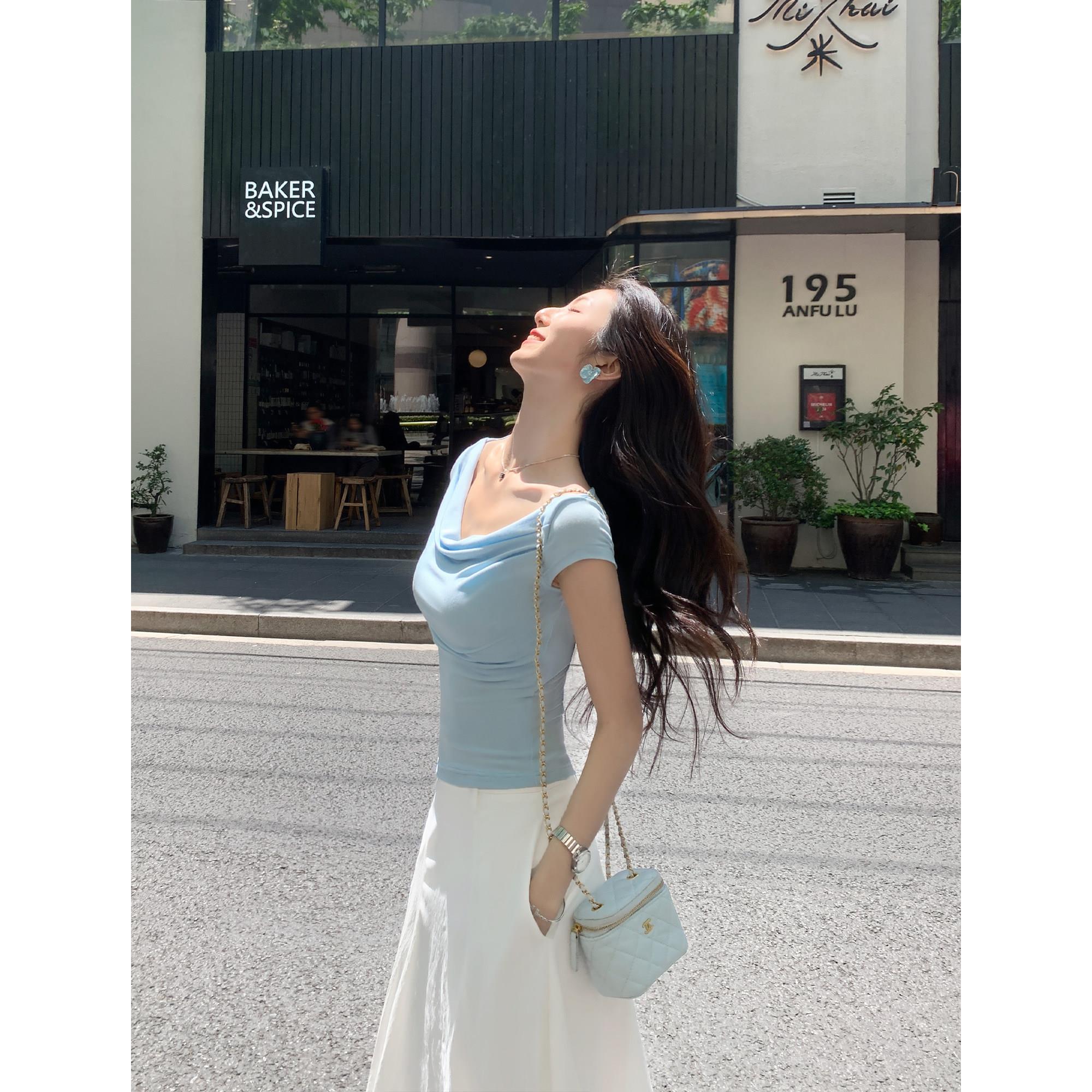 MULVAN 法式一字领短袖t恤女夏季设计感修身针织短款纯欲锁骨上衣