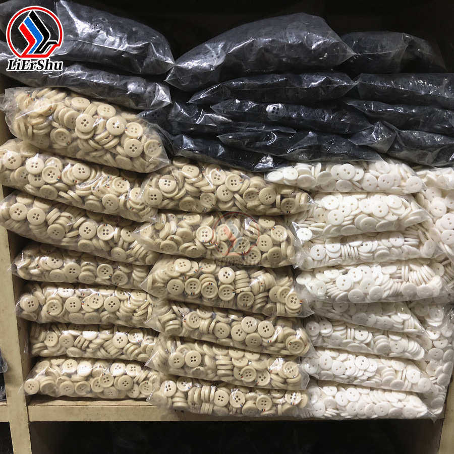 厂家处理各种混装宽边细边碗扣子 乳白珠光波纹彩色树脂纽扣,纺织面料/辅料/配套,其他纺织辅料,淘宝优惠券,粉丝福利购,淘宝优惠卷