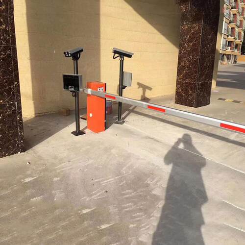 Facial recognition intelligent Bluetooth control fence pole