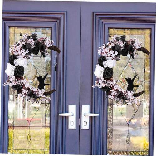 Halloween deadwood garland decorated with vine circles万圣节