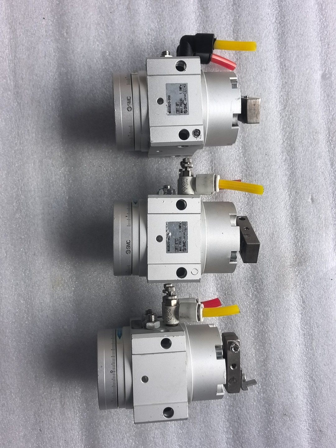 SMC气转，MDSUB20-90D，三个人一起150元，二手