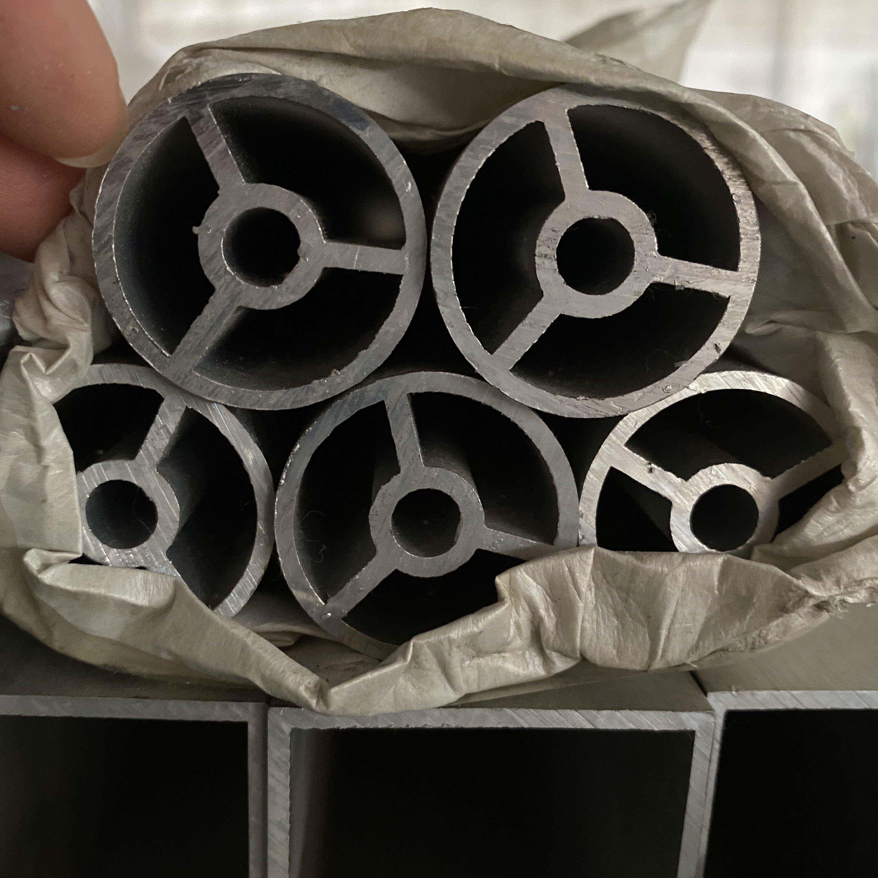 铝合金三叉管 增高柱 铝合金铝挤型材料 16 20 25 30 32 38 50 60