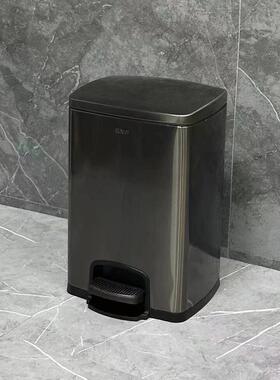 南方GNF方形锈钢脚垃圾桶家SJ8-F01用8升客踏厅厨房卫生踏间不卧