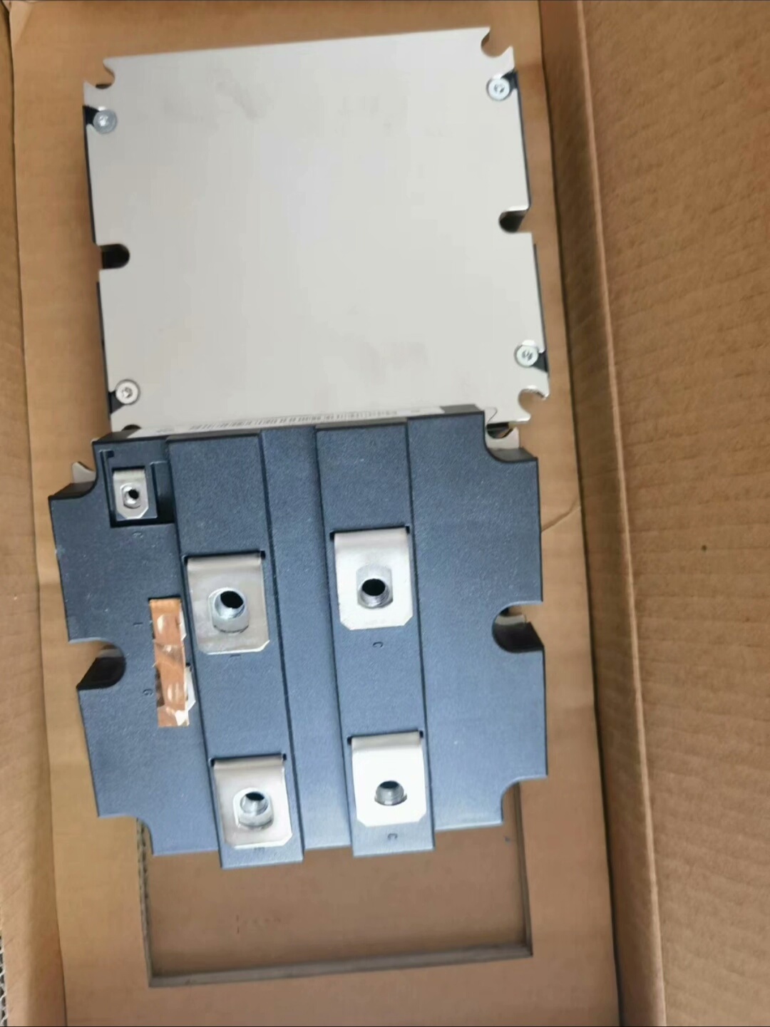 德国进口英飞凌全新原装正品模块FZ800R33KF2C  8