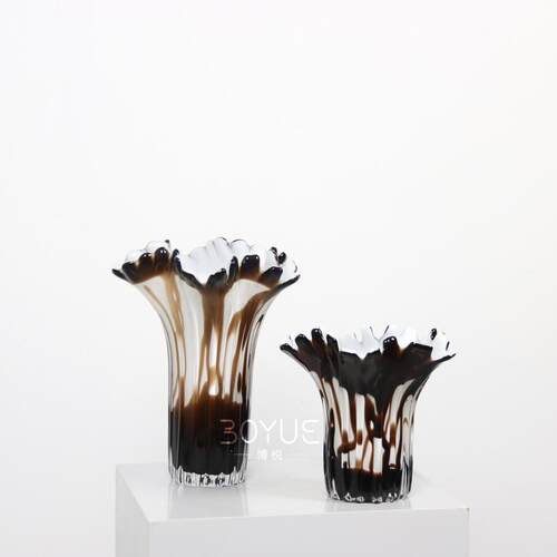 中古风泼墨白色花瓣口琉璃摆件轻奢玻璃花瓶客厅茶几果盘软装花瓶