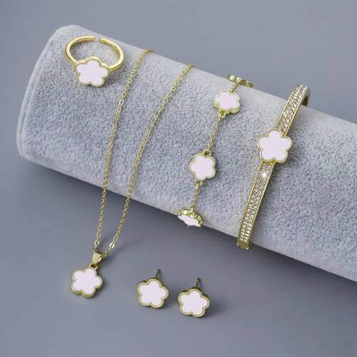 5pcs/set Luxury Quality Jewelry Sets Plum Blossom Plant Five