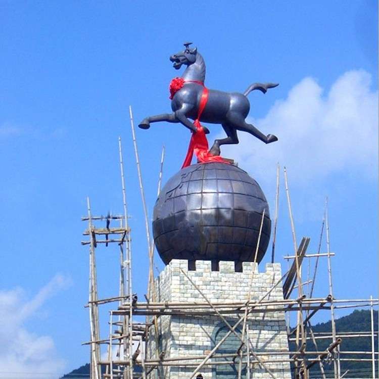 室外骏马雕塑城市广场园林公园景观动物铸铜玻璃钢工艺品动物摆件