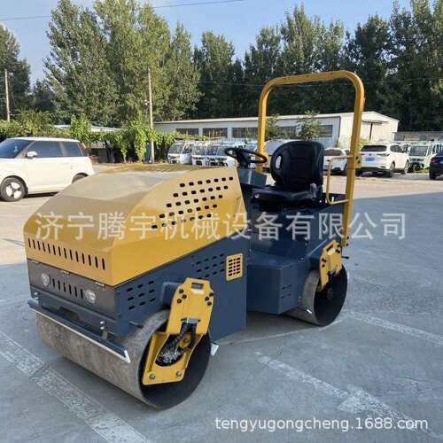 现货小钢轮双震动型压路机小型压实机手扶座驾震动减震双出口专用