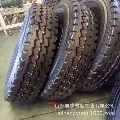 825R16LT 载重卡车钢丝轮胎 825-16卡货车轮胎厂家直供现货直销