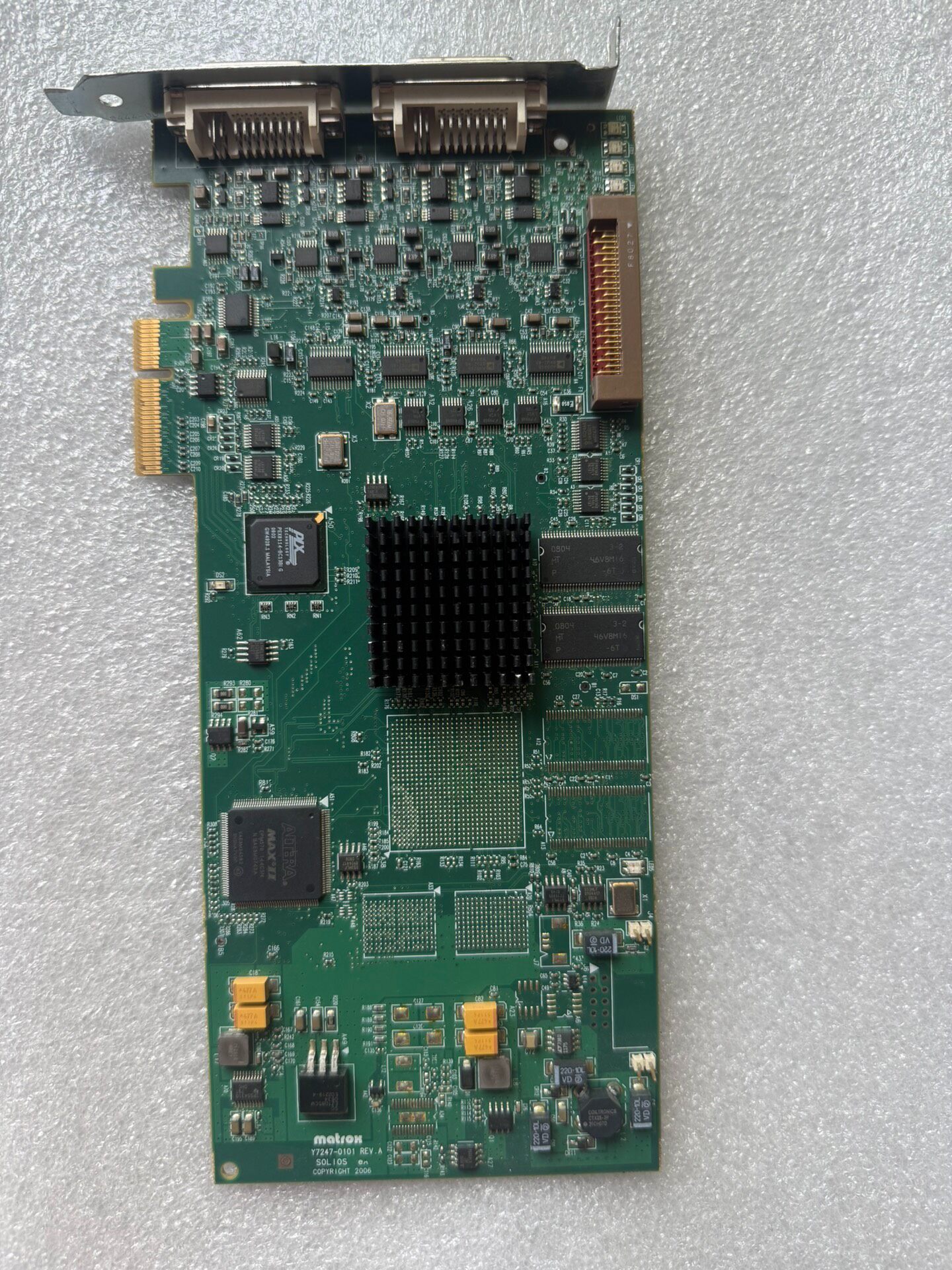 迈创Matrox SOL6M4AEM85A* Y7247-0