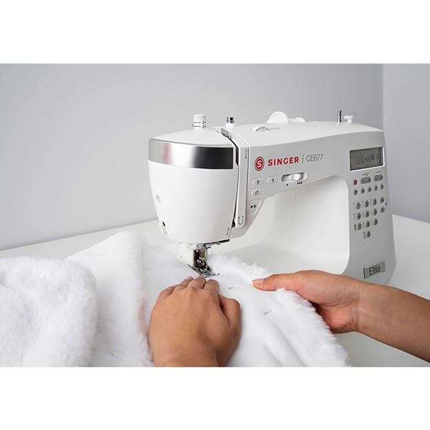SINGER胜家CE677家用缝纫机大功率台式小型工业吃厚锁边缝纫机
