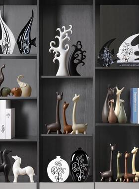 现代家居陶瓷装饰品摆件客厅酒柜工艺品摆设创意房间卧室个性饰品