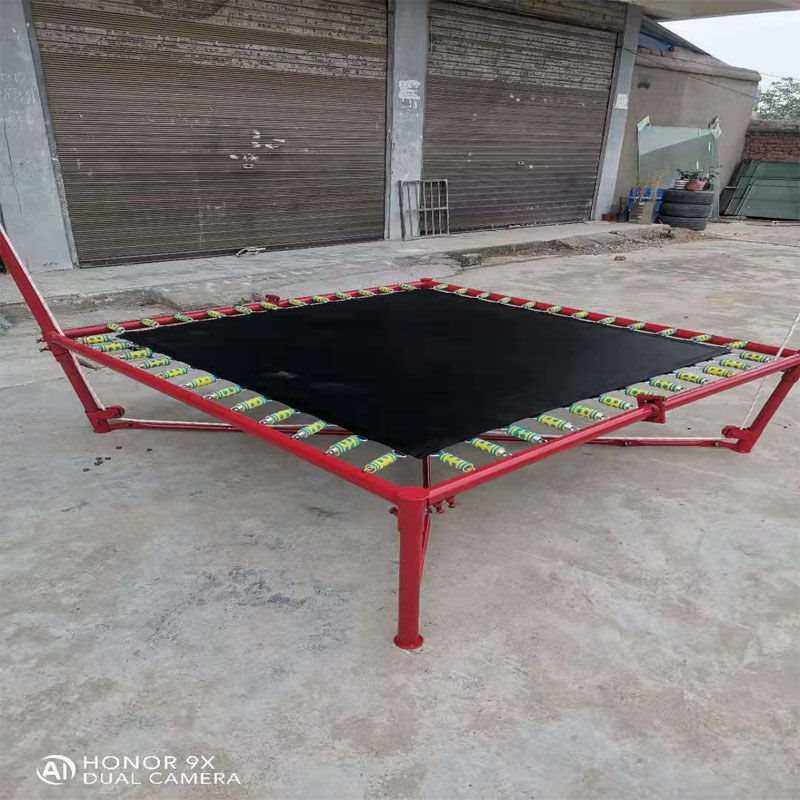 商用儿童钢架蹦极 户外手摇折叠蹦极跳床 成人健身跳跳床