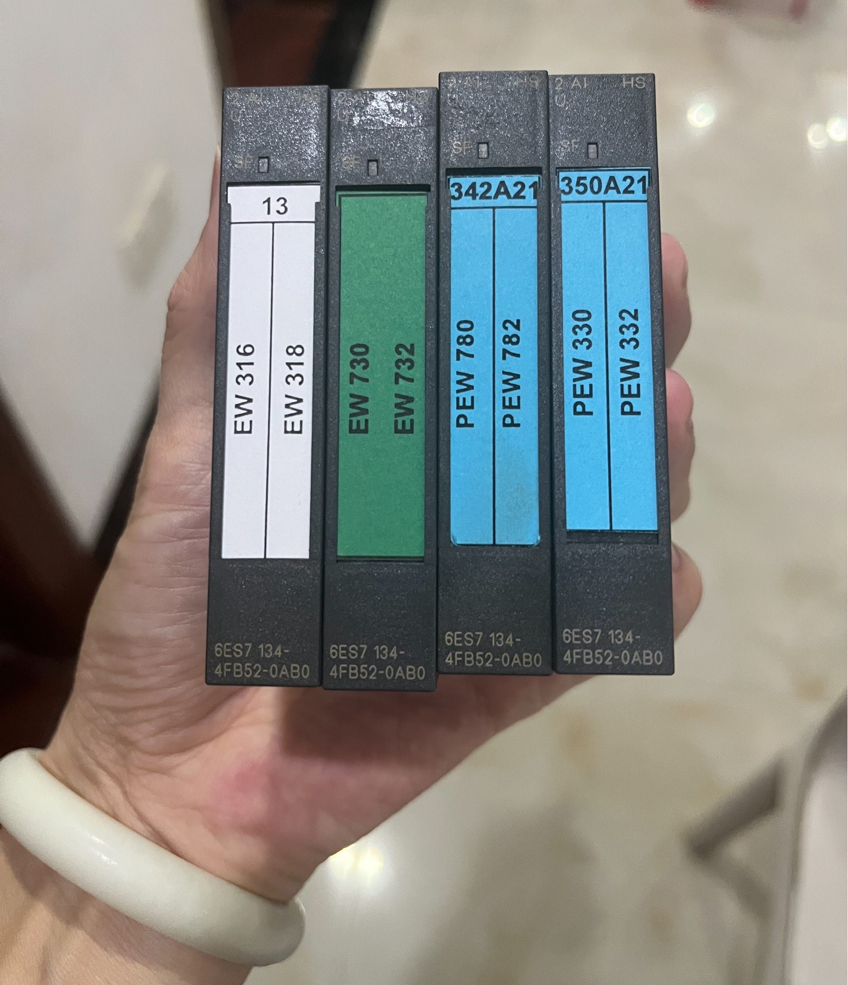6ES7134-4FB52-0AB0