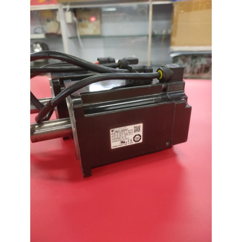 SGMJV-08AAA61安川伺服电机750W现货九成新包好有售后议价出售议