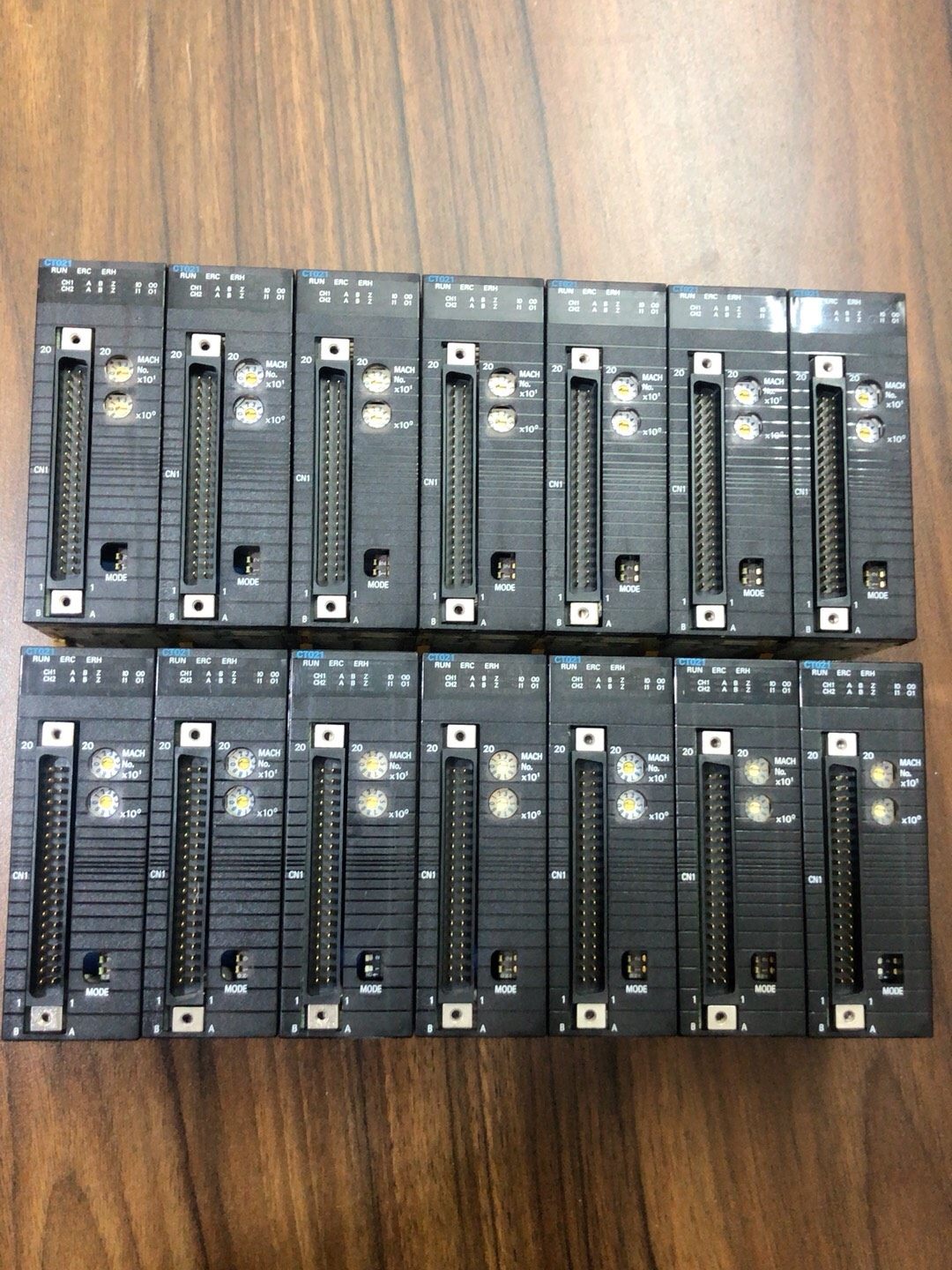 欧姆龙计数模块CJ1W-CT021，功能OK，质保一年，单价