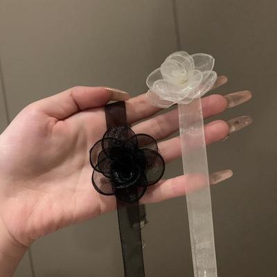 丝带脖饰甲状腺术后遮挡