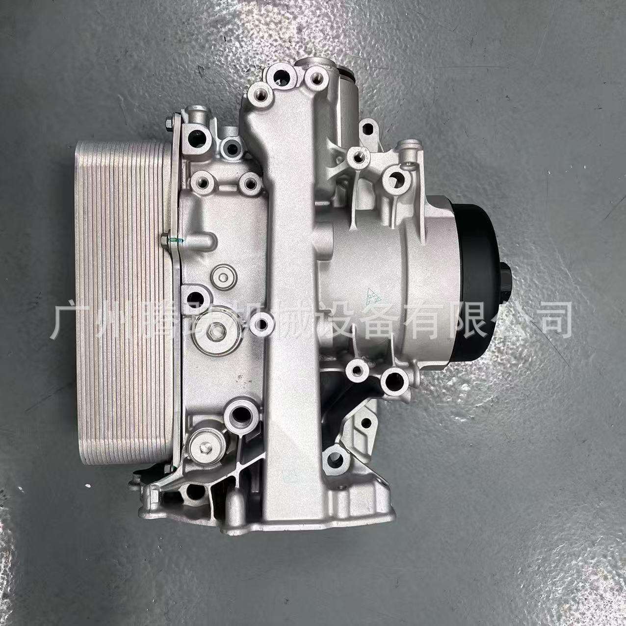 挖掘机装载机工程机械配件D8K机油散热器总成 21703158/21004191