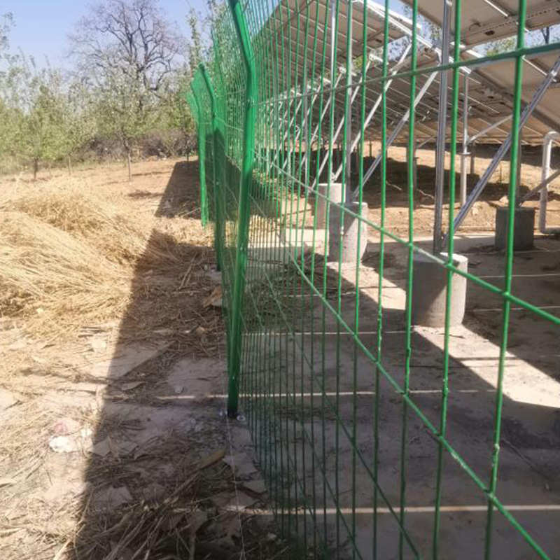 水源地河道护栏网围地光伏电站铁丝围栏高速公路防护网防攀爬护栏