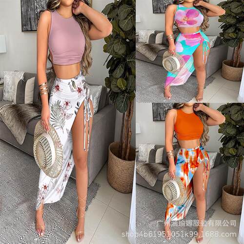 Elegant Floral Print TwoPiece Set for Women Crop Tank Top