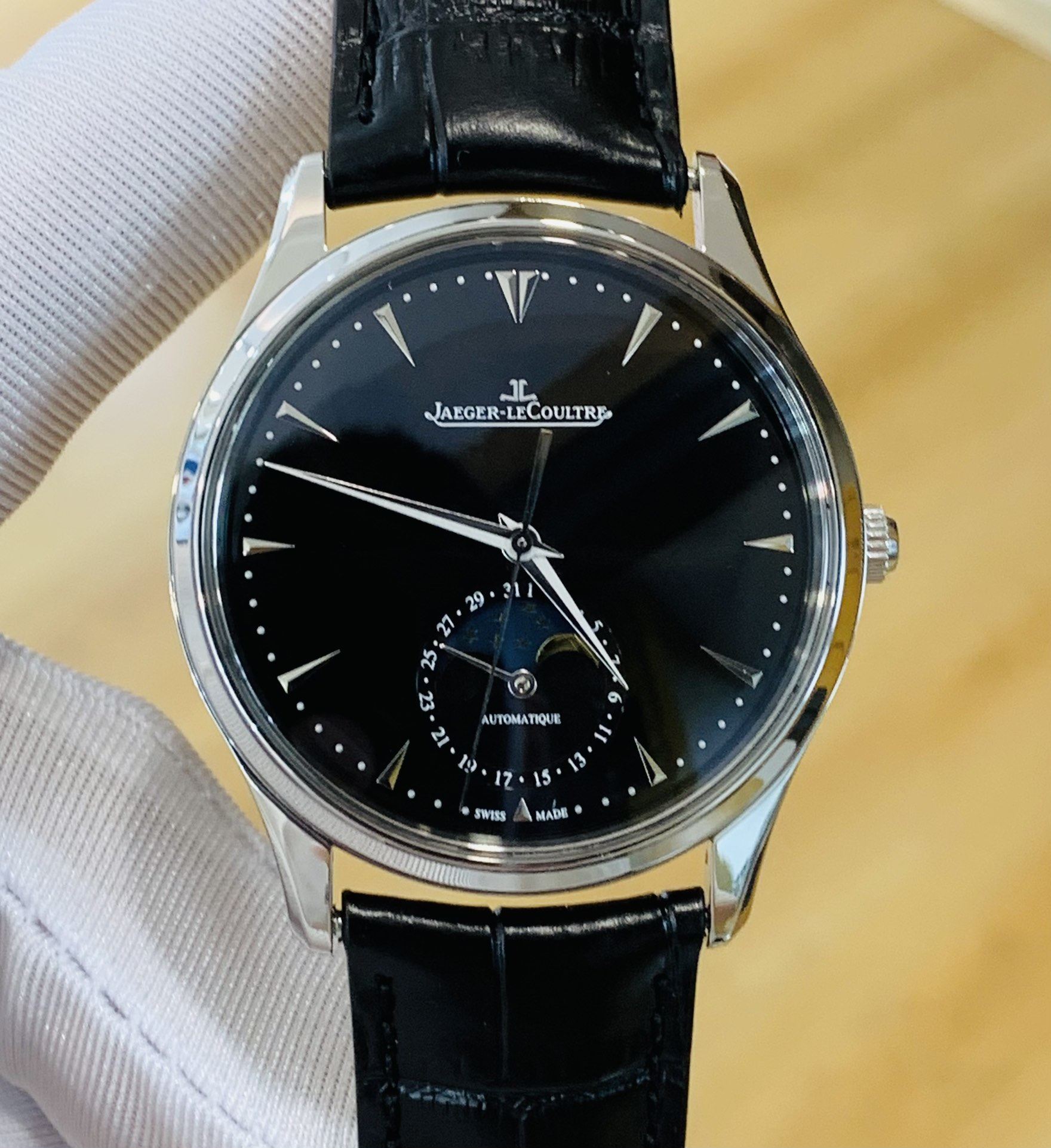 专柜价8万[9.8新]积家大师月相手表39mm自动机械男士腕表Q1368470