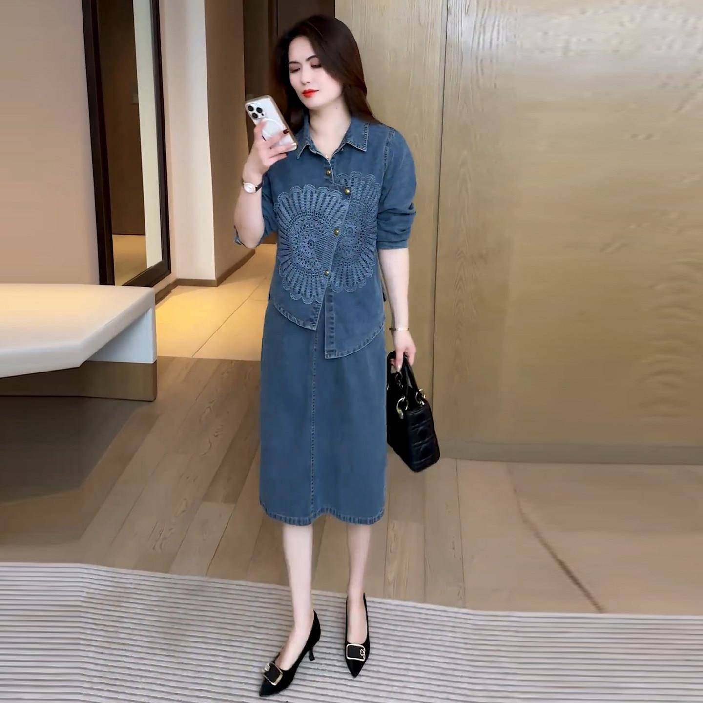 新品时尚牛仔套装裙女2026春季新款洋气显瘦不规则衬衫半身裙两件