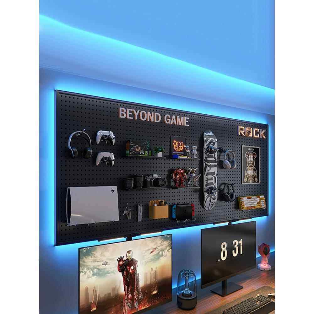 电竞房洞洞板黑色墙上置物架书房电脑桌墙面挂板隔板收纳铁艺装饰