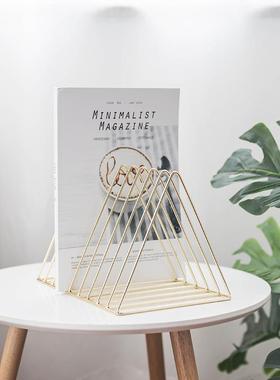 北欧桌面铁艺三角书架办公室桌上书挡简约杂志收纳架创意书夹摆件