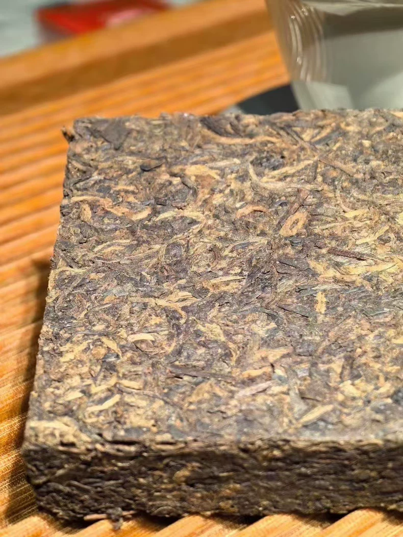 微瑕一九九八年中茶7581熟茶磚250g一片經典老配方昆明幹茶廠出品幹倉陳茶 普洱茶 BUASHOP普洱老茶