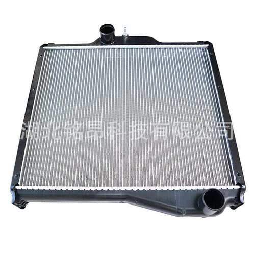 东风EQ1118GA散热器总成1301B80A-001运兵车发动机水冷散热器水箱