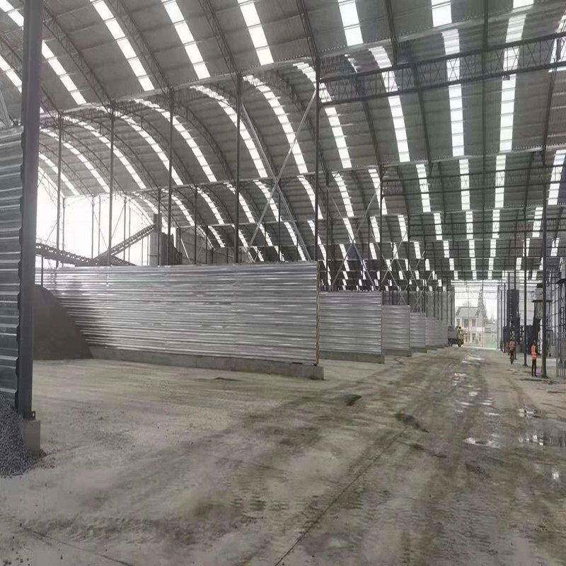 彩钢板大棚工地圆弧型钢筋棚仓库堆砂石料场搅拌站彩钢棚搭建