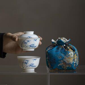 青己 锦囊袋装一盖碗一杯旅行茶具 手绘釉下彩手绘青花竹子快客杯