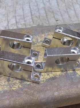 钢制镀镍侧开口型GCP02 GCP12 SHWTM SHWTMH T形导向轴固定支座