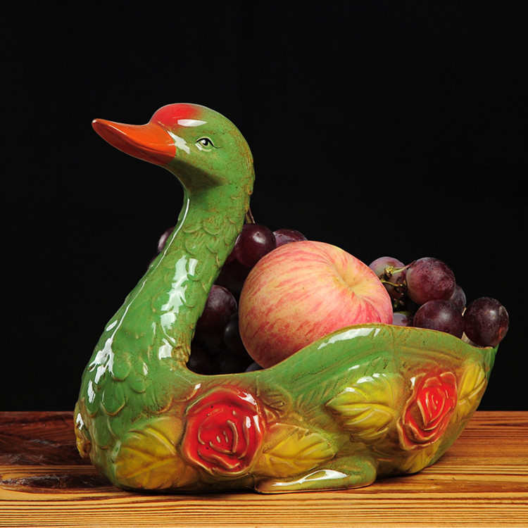 厂家直销简约现代 陶瓷情侣天鹅家居摆件果盘创意彩绘水果盘杂物