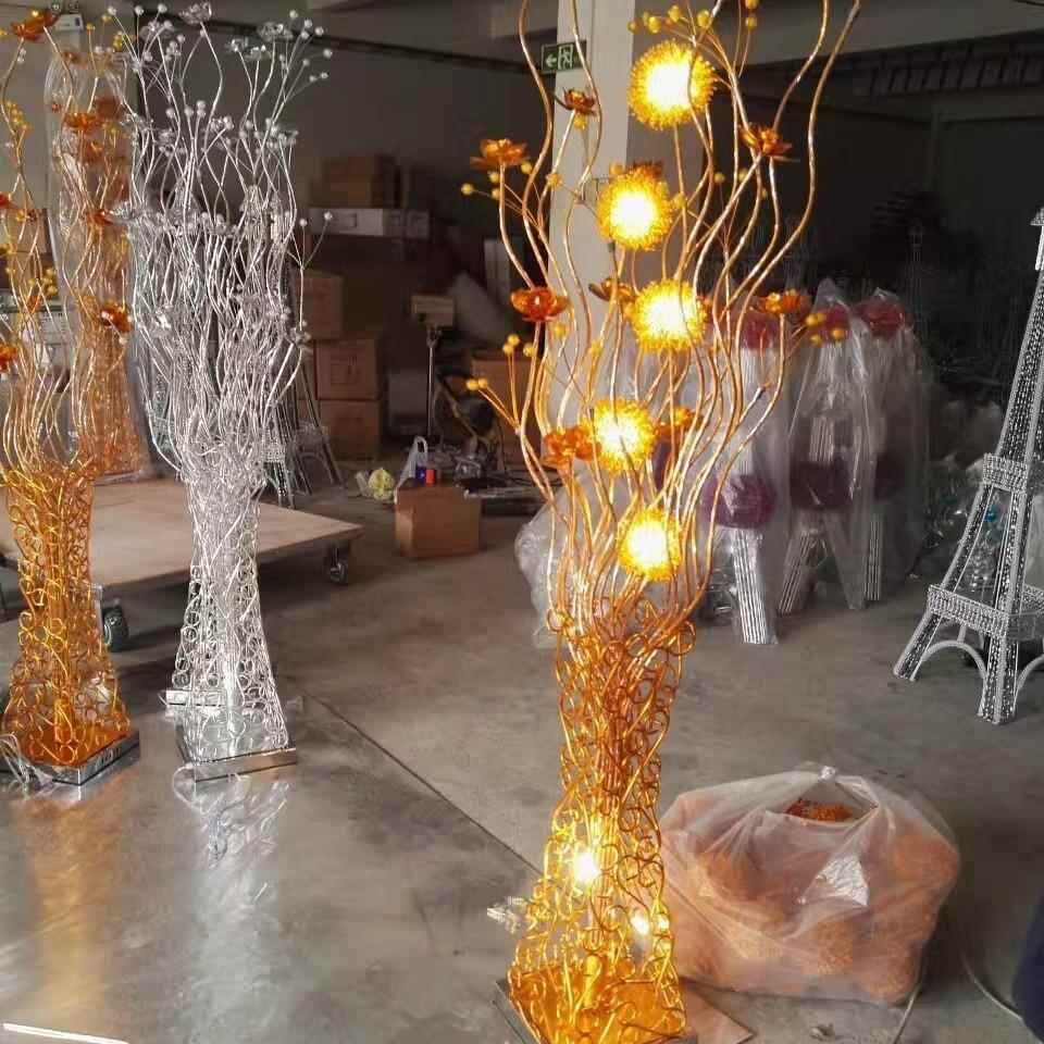 新款LDE落地灯花瓶客厅卧室摆件网红直播间氛围灯RGB变色铝材灯