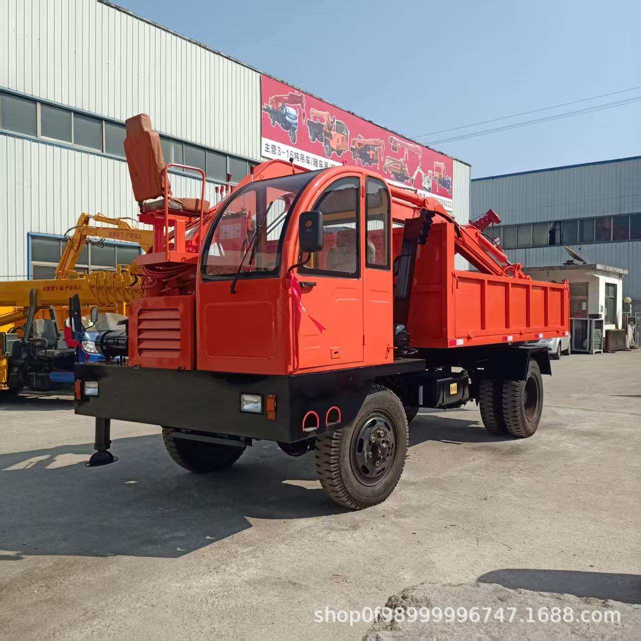 工程建筑随车挖掘机 四不像带挖机运输车 挖坑拉土四驱轮式随车挖