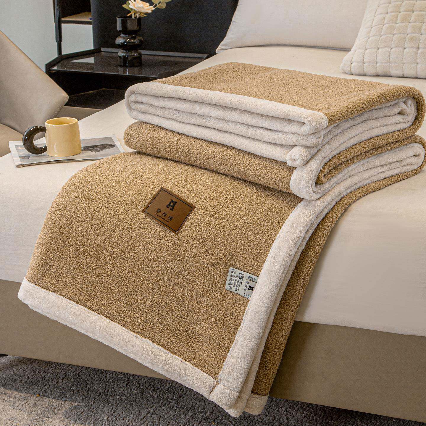 羊羔珊瑚牛奶法兰绒毯毛毯子冬季双面加厚冬天盖毯被加绒沙发午睡