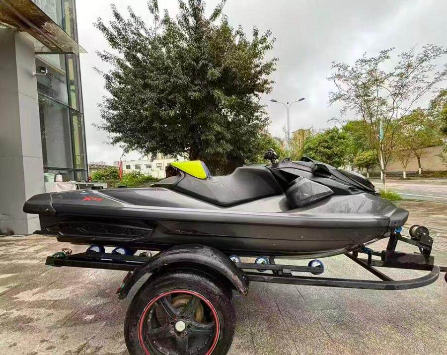 资产处置23年庞巴迪RXP300高配摩托艇带音响（124小时淡水使用）