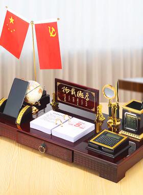 老板办公桌摆件高端大气办公室桌面上装饰品摆件高档创意文台笔筒